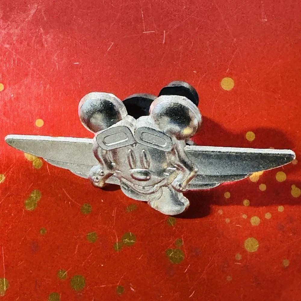 RARE Mickey Mouse SILVER 2012 Airplane Aviator Flight Disney Trading Pin